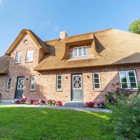 Haus Inselurlaub Hausteil 2 Oevenum